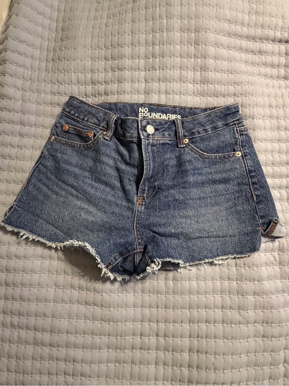 No Boundaries Women's Distressed Denim Cutoff Shorts - Blue - Picture 3 of 5